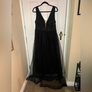 NWT Sequin Bodice Gown